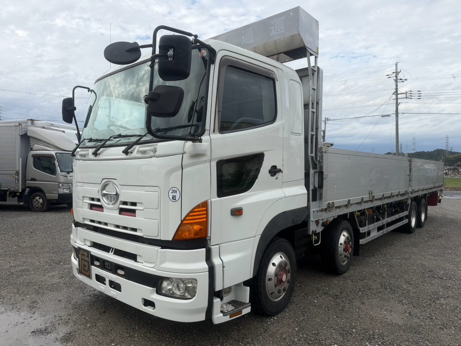 4軸総輪エアサスアルミブロック入荷〜